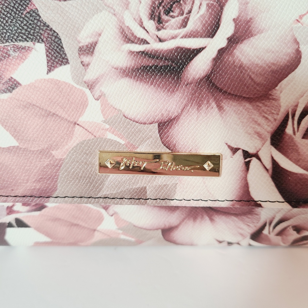 Betsey Johnson Floral Women's Crossbody/Clutch - Picture 3 of 10